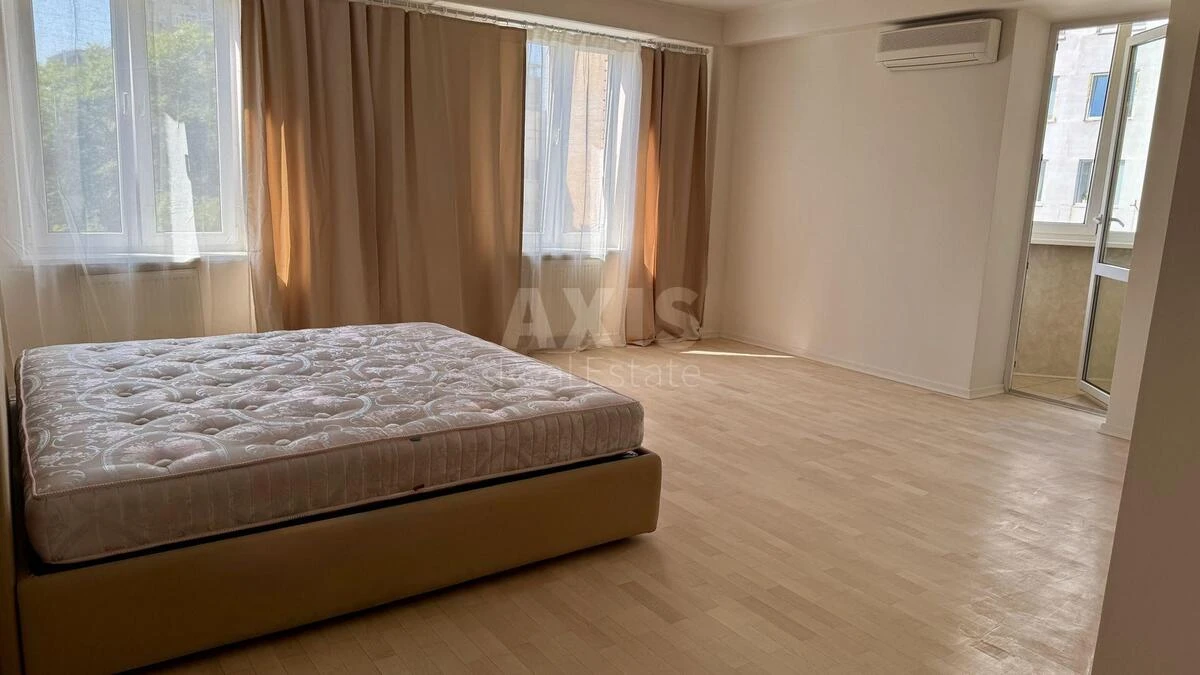 3k apartment vul. Nazarivs'ka 7Б673758