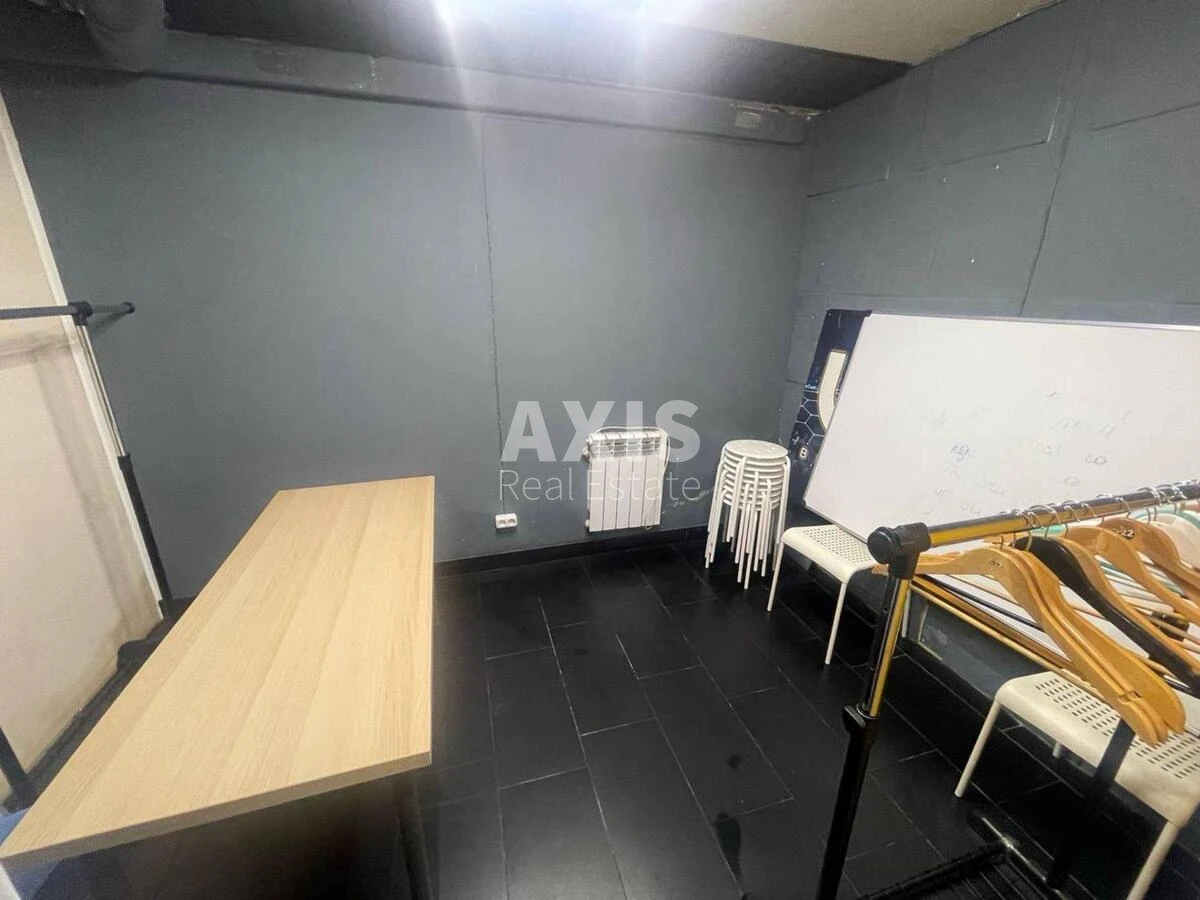 Объект торговли ул. Евгена Маланюка 55/2, 131м2574633