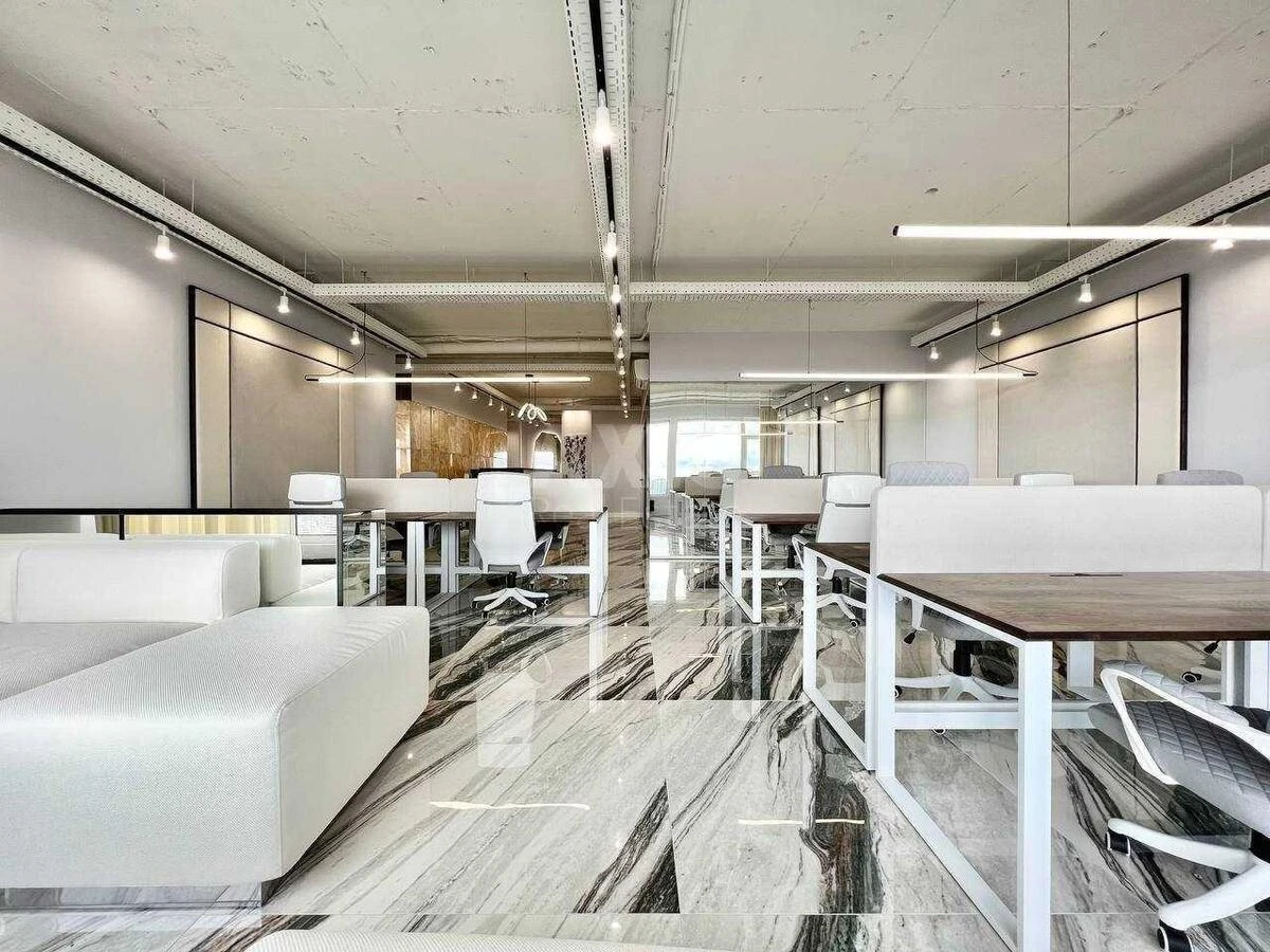 Office uzv. Klovs'kyj 7, 270m26748118