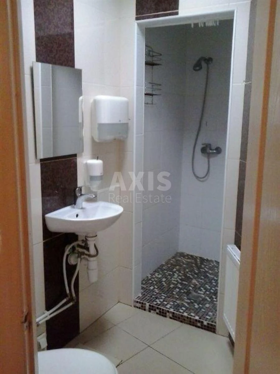 Office vul. Tarasivs'ka 16/1, 135m2646696