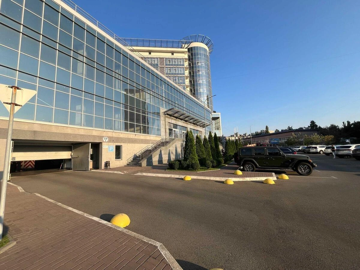 Объект сервиса бул. Дарницкий 8, 6200м2605426