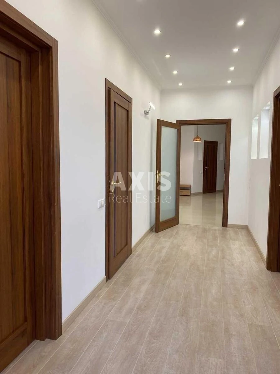 5k apartment vul. Dmytrivs'ka 696193812