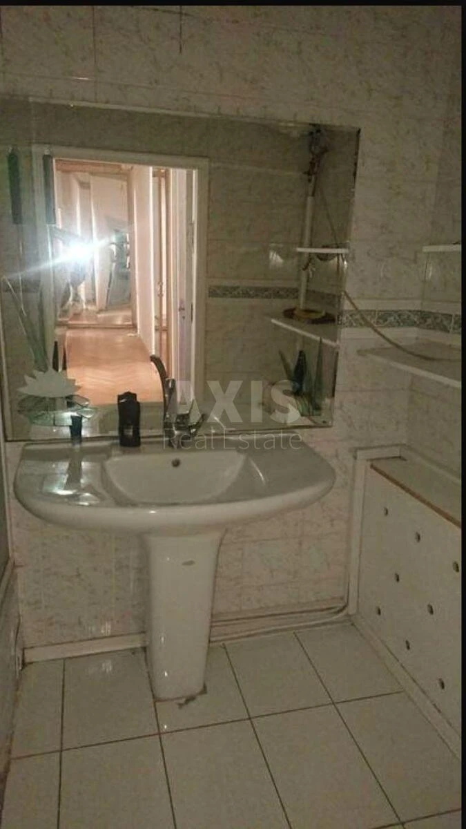 2к квартира ул. Антоновича 246484913