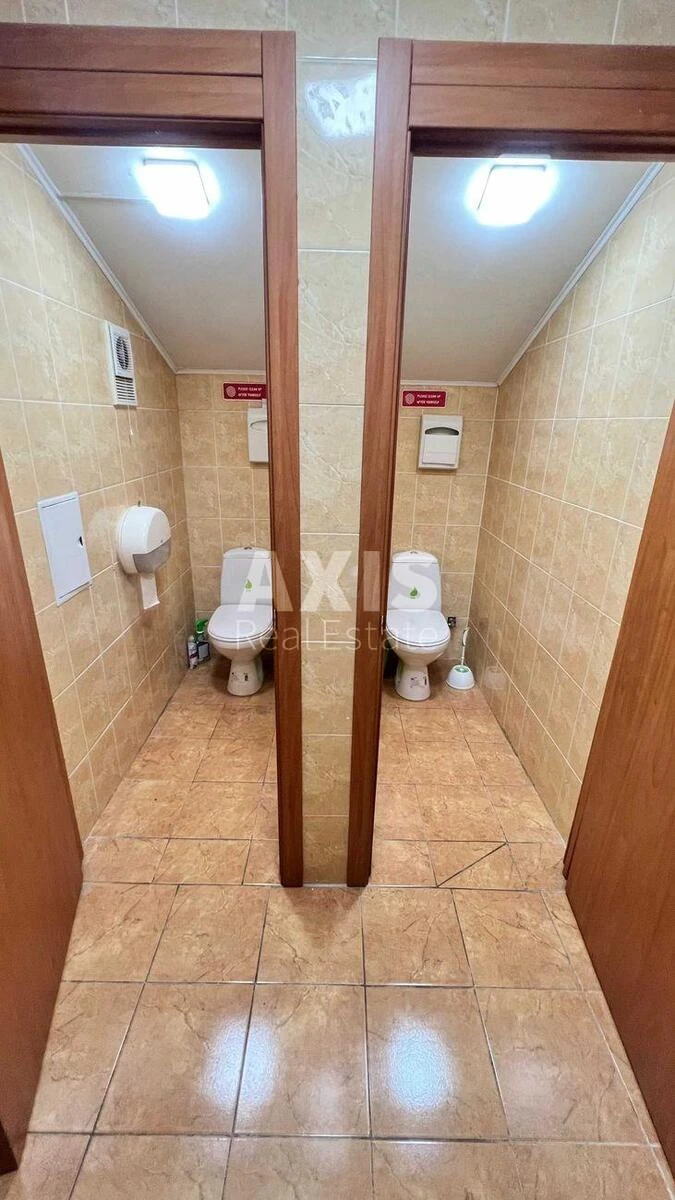 Office vul. Saksagans'kogo 125, 700m2621015