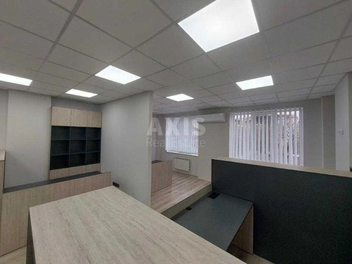 Офис ул. Константиновская 75, 94м26843714