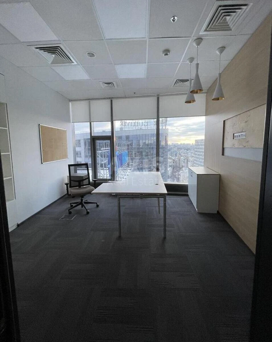 Office pl. Sportyvna 1А, 566m2650950