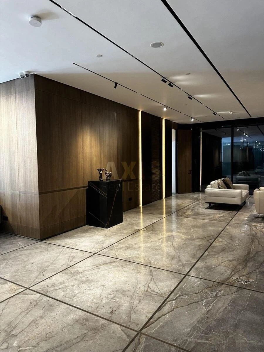 Office vul. Predslavyns'ka 20Б, 930m27119910
