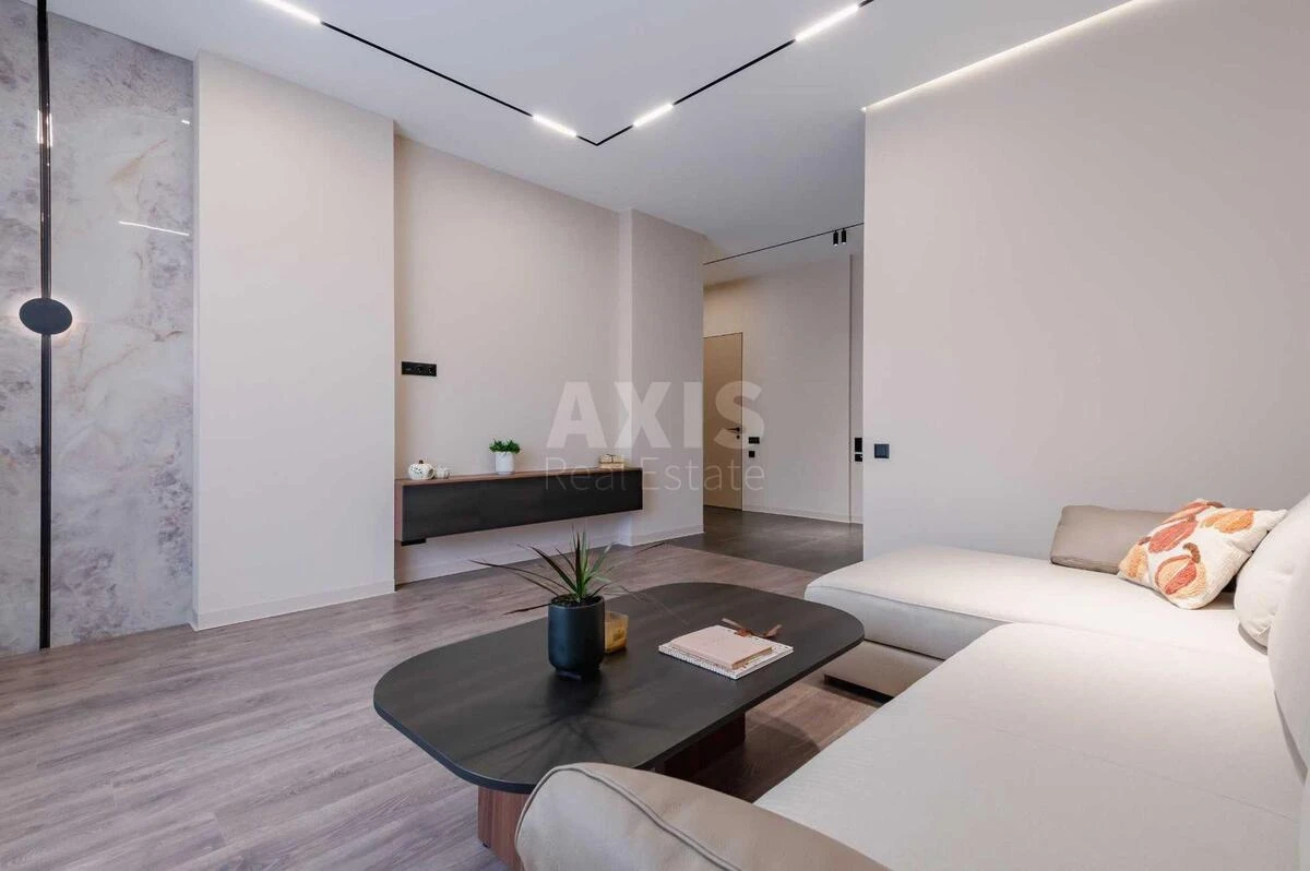 2к квартира ул. Антоновича 103682323