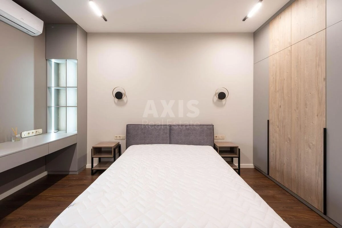 4k apartment vul. Strutyns'kogo Sergija 26312013