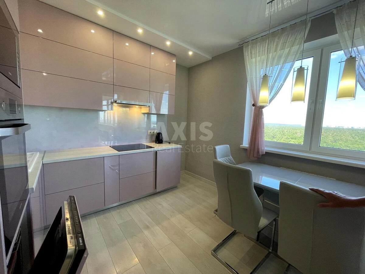 3k apartment vul. Kondratjuka Jurija 3654585