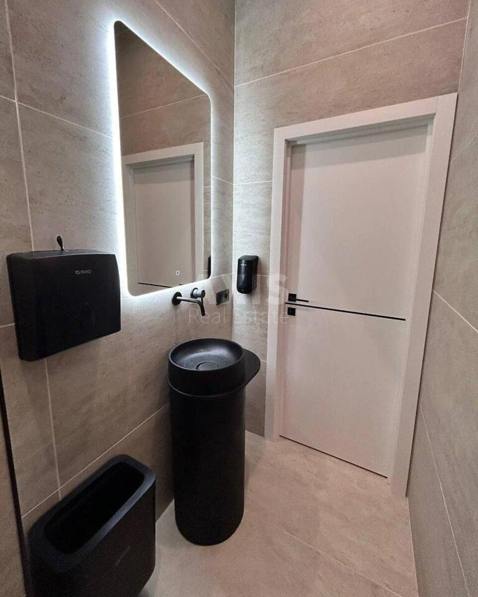 Офис ул. Богдана Ступки 3, 77м2690897