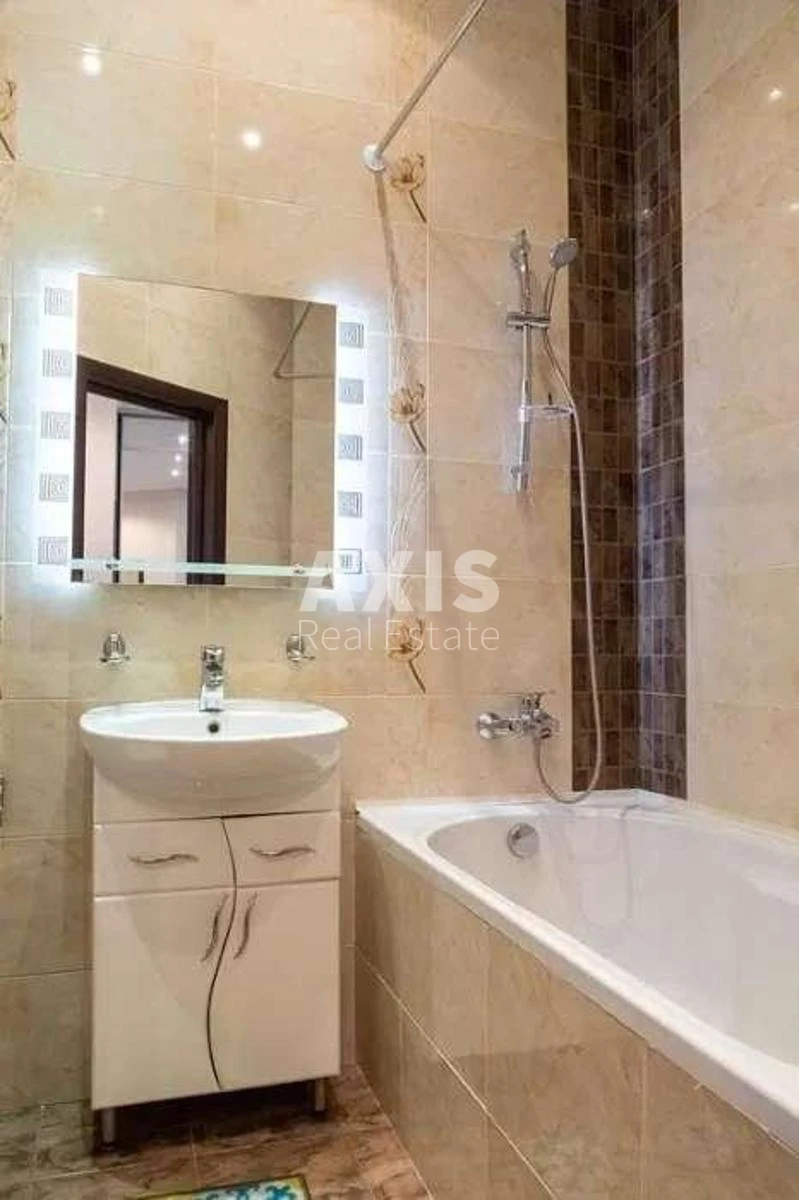 2к квартира ул. Андреевская 112381011