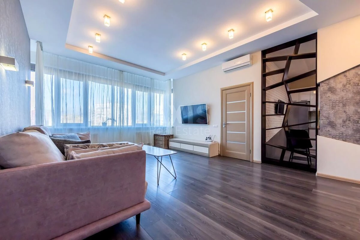 3k apartment nab. Dniprovs'ka 147032821
