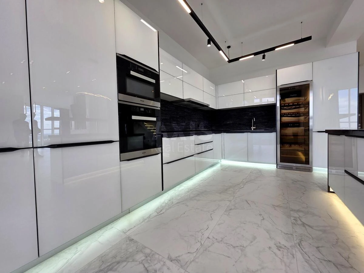 5k apartment vul. Mykil's'ko-Slobids'ka 3Б68886