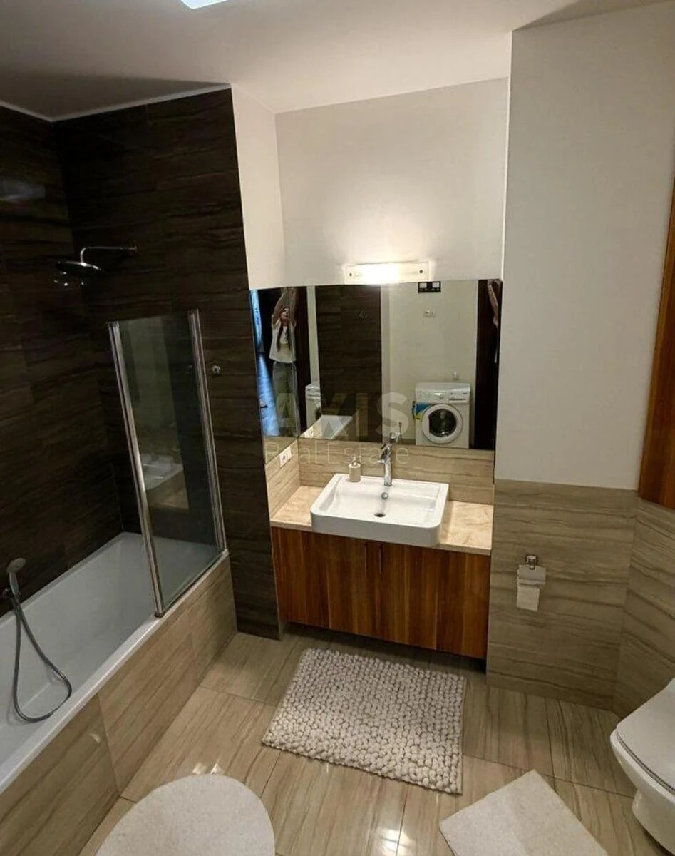 2k apartment vul. Jevgena Konoval'cja 44А7206511