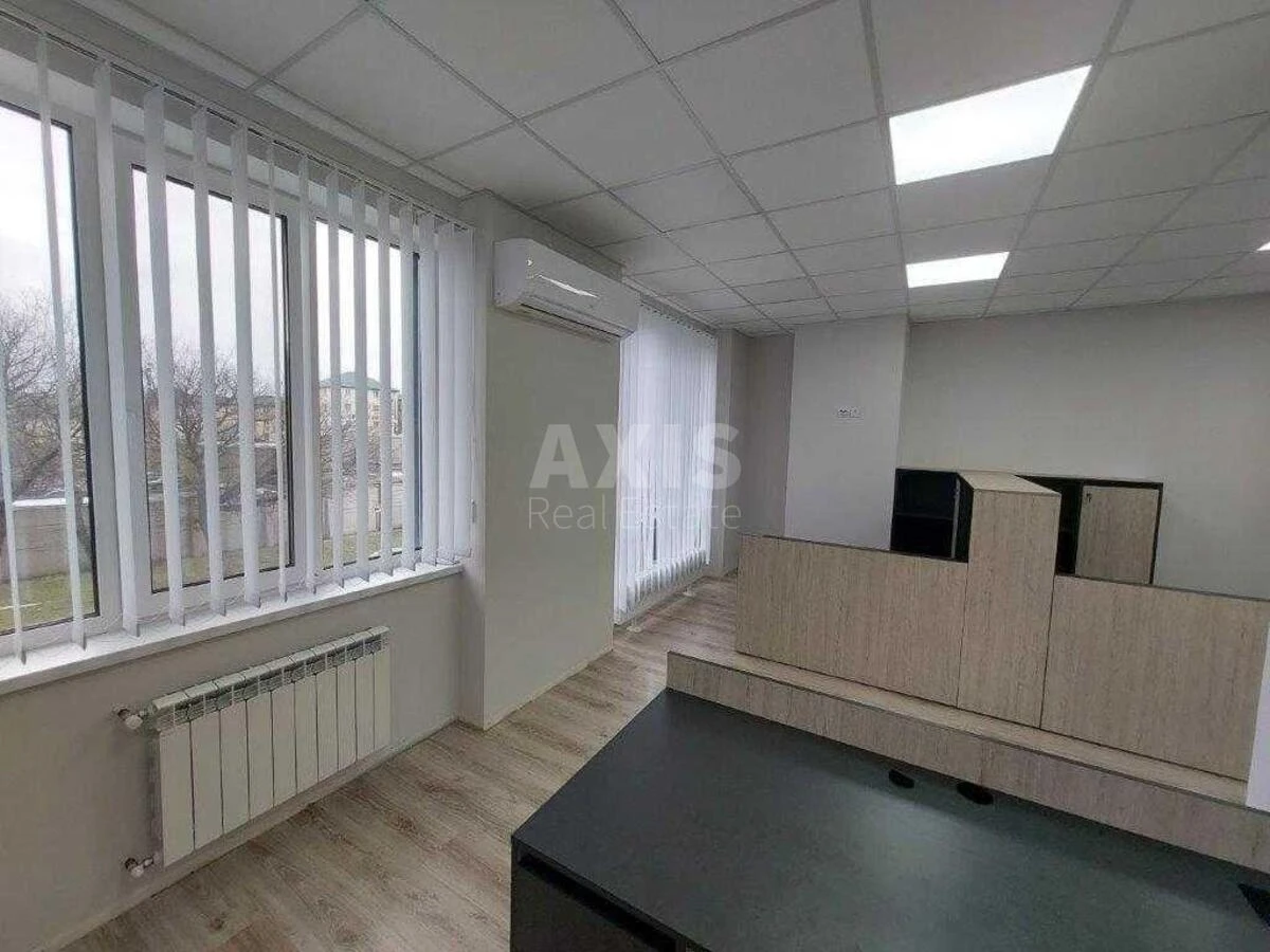 Офис ул. Константиновская 75, 94м26843711