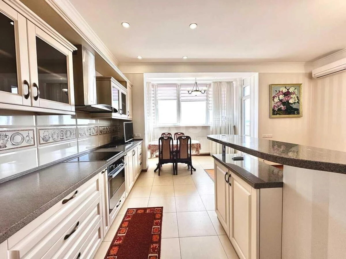 3k apartment vul. Jevgena Konoval'cja 44А62482