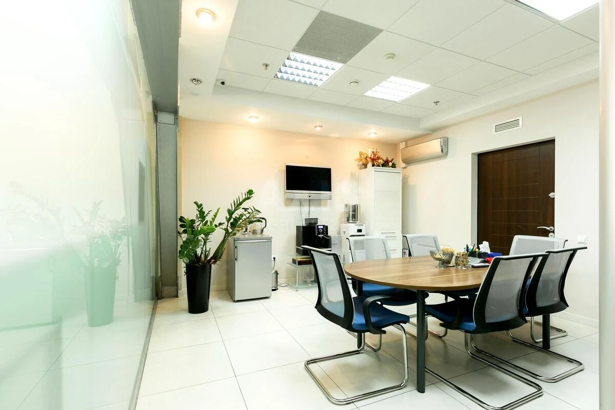 Офис ул. Антоновича 172, 100м2666611