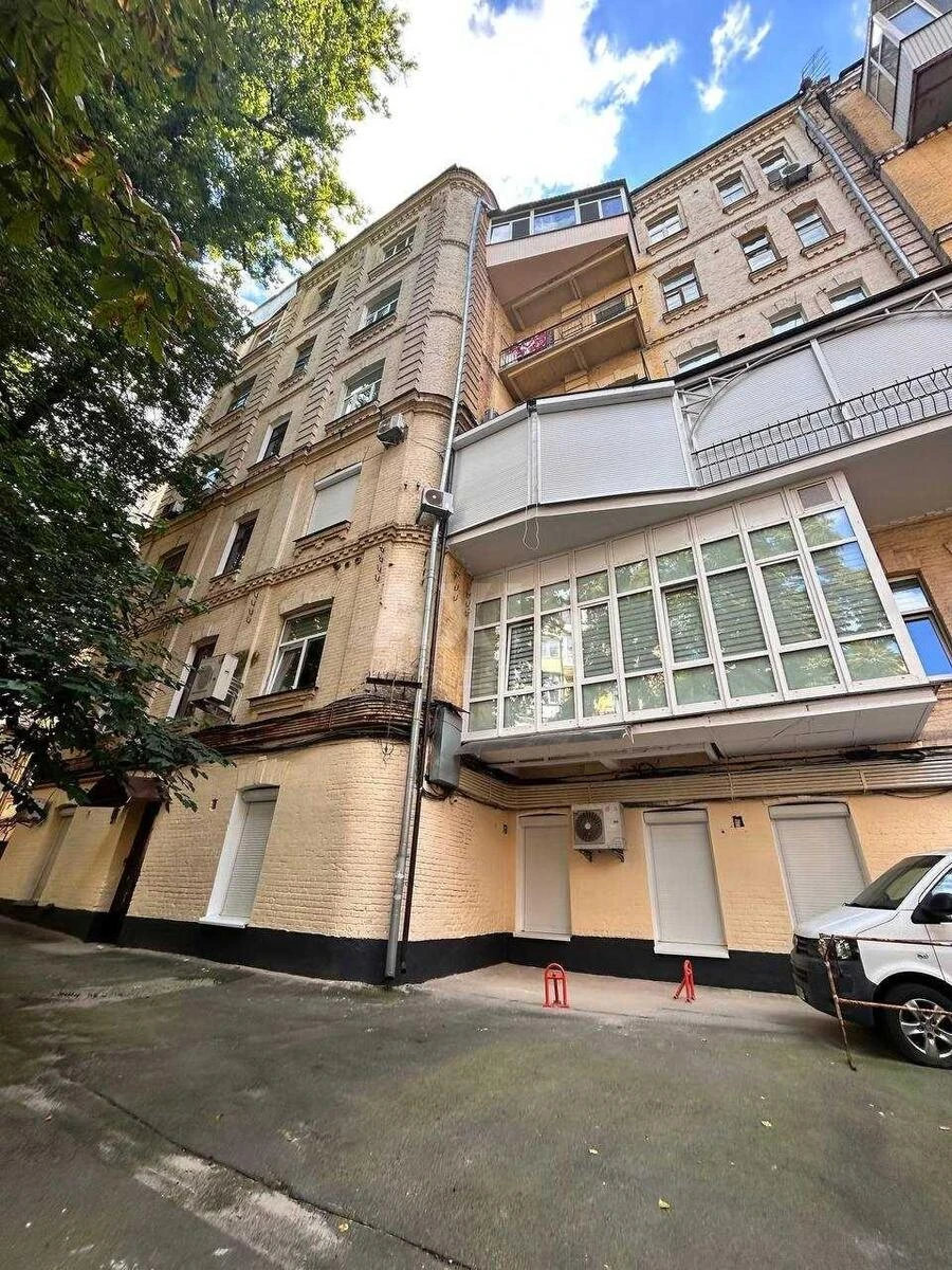 Office vul. Bohdana Stupky 3, 81m27122121