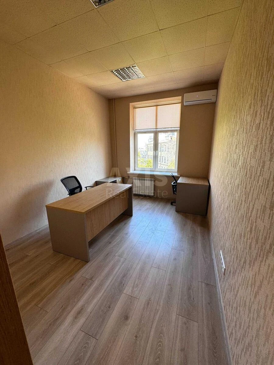 Офис ул. Александра Конисского 82, 280м2714634