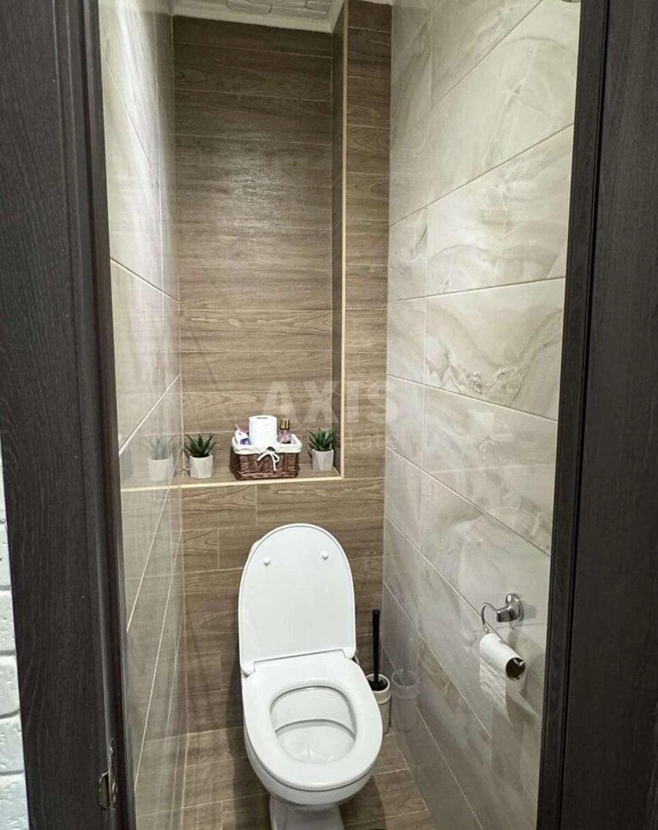 2к квартира ул. Семьи Идзыковских 27011812