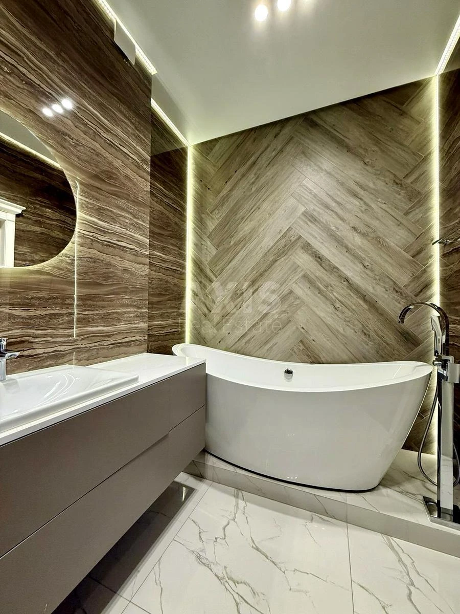 2к квартира ул. Александра Конисского 22А638626