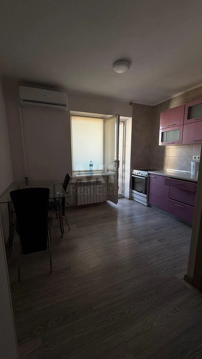 2k apartment vul. Revuc'kogo 19/1719169