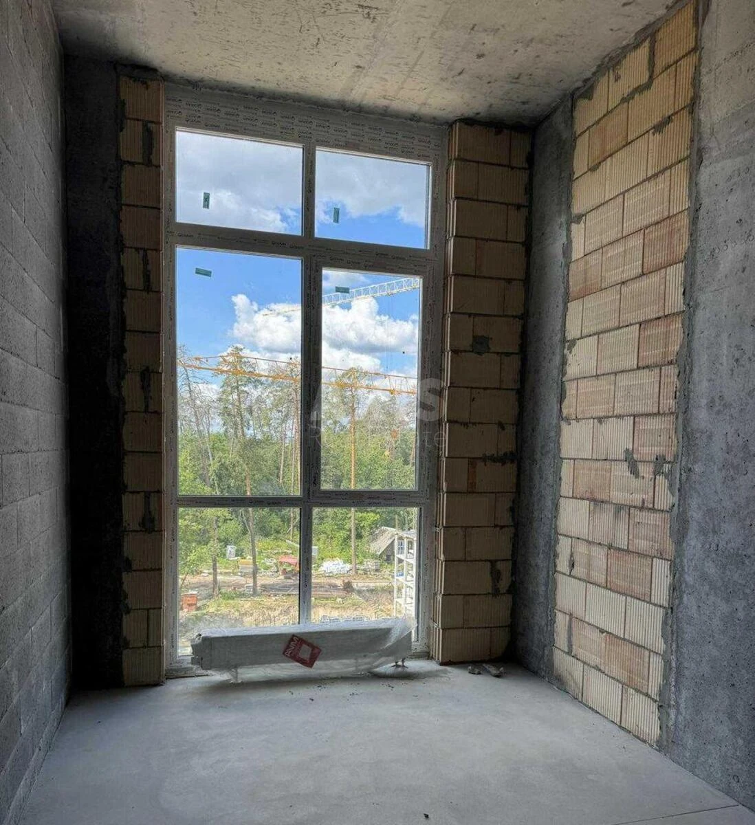 2k apartment pr-t Berestejskij 139606381