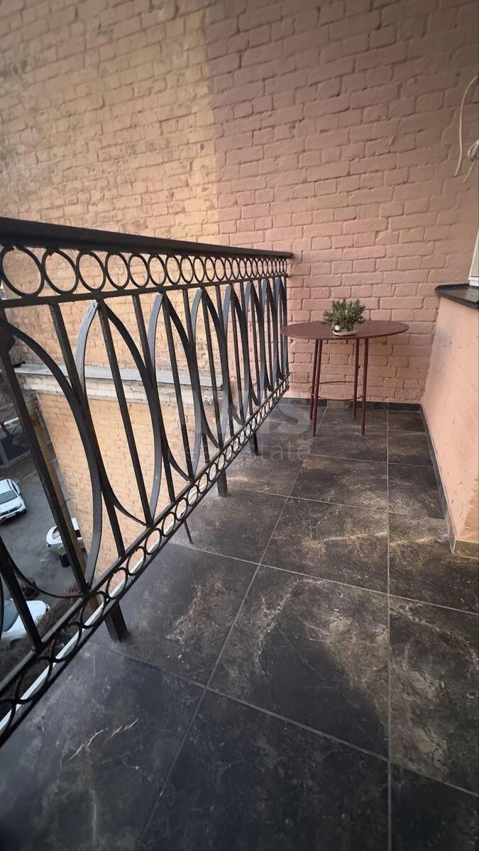 2k apartment vul. Saksagans'kogo 696437921