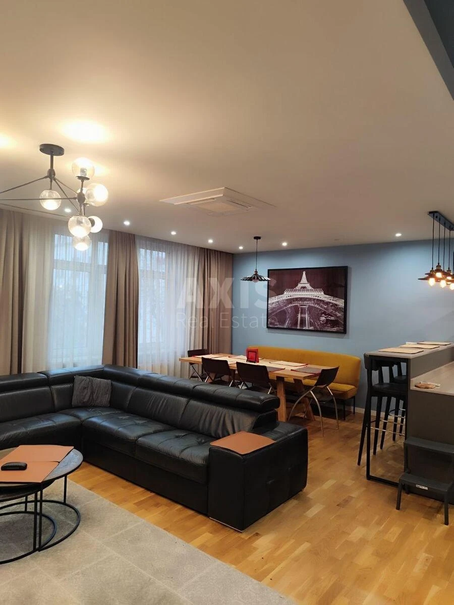 4k apartment vul. Shhekavyc'ka 30/39660743