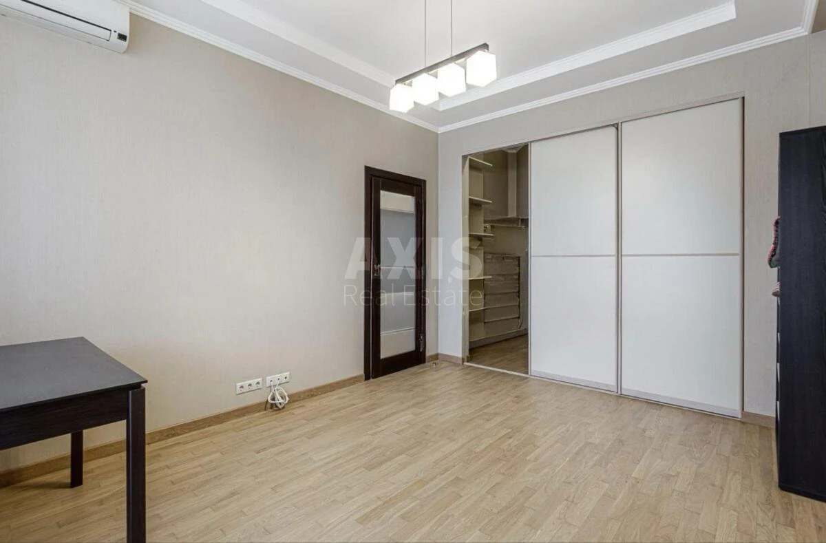4k apartment bul. Lesi Ukrai'nky 7Б661337