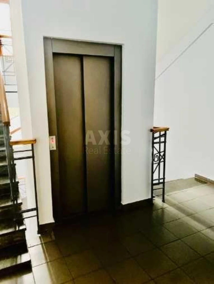 Офис ул. Воздвиженская 48, 70м26444917