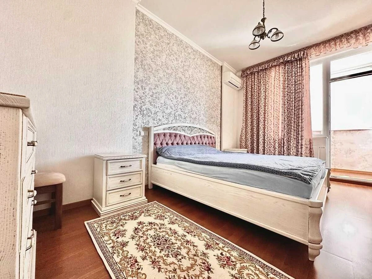 3k apartment vul. Jevgena Konoval'cja 44А624820