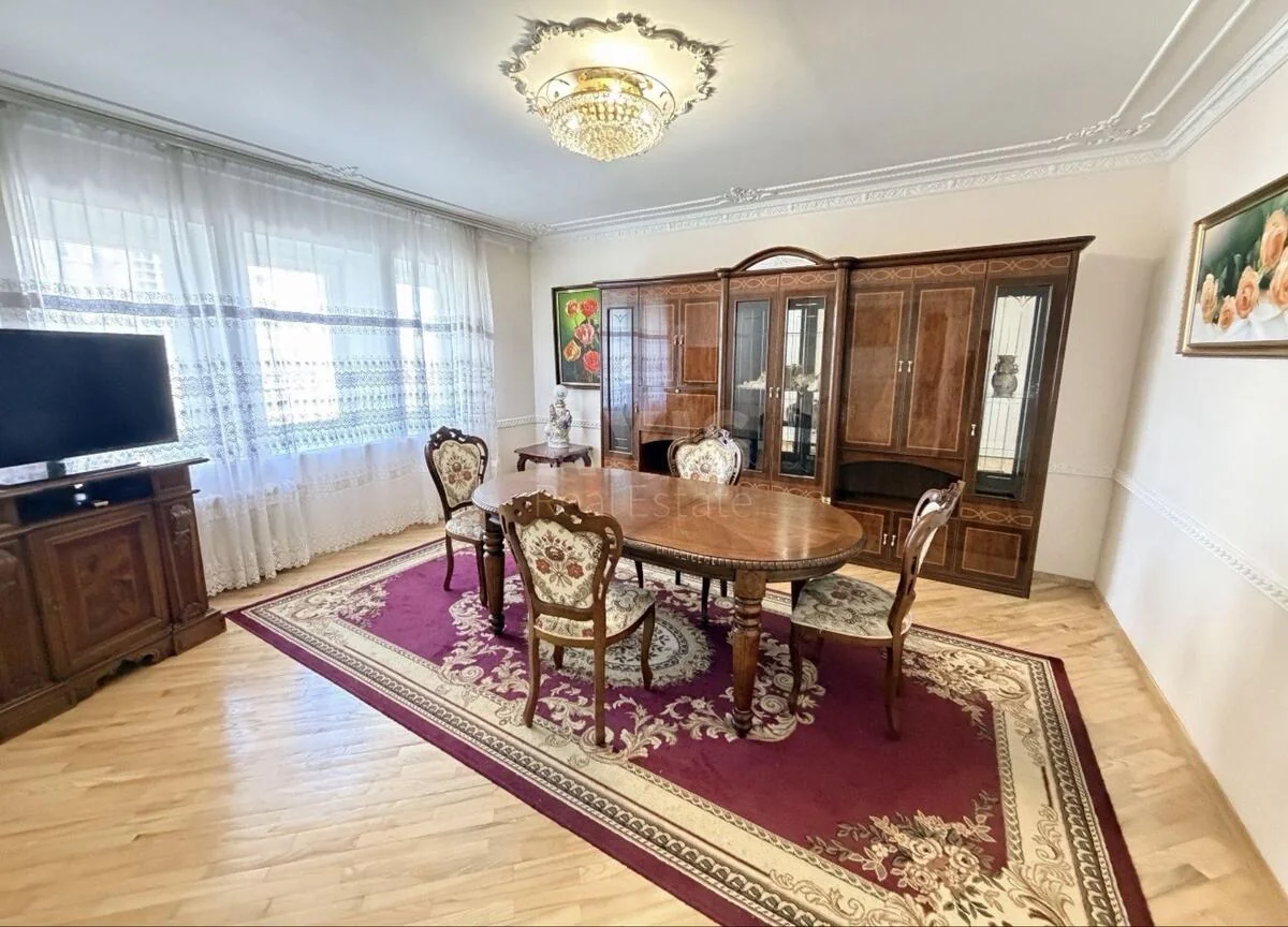 3k apartment vul. Vidpochynku 10