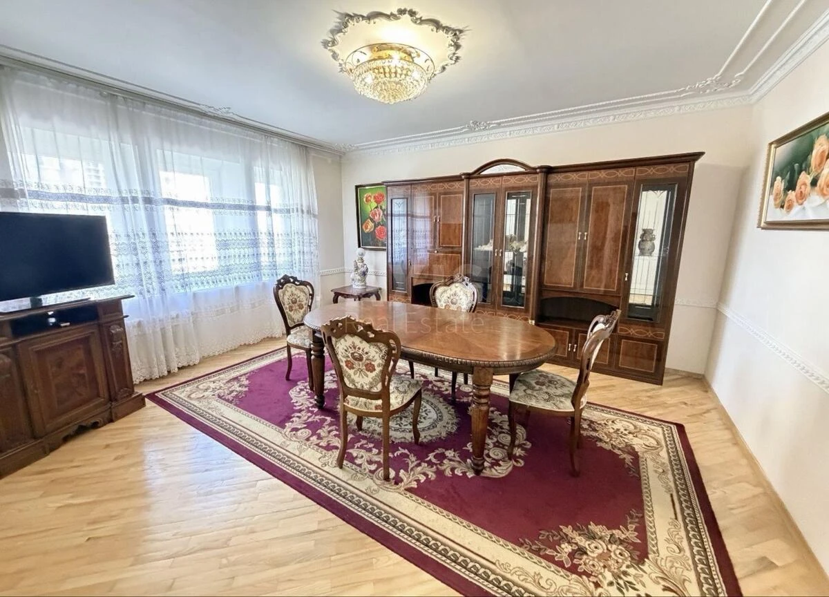 3k apartment vul. Vidpochynku 1068238