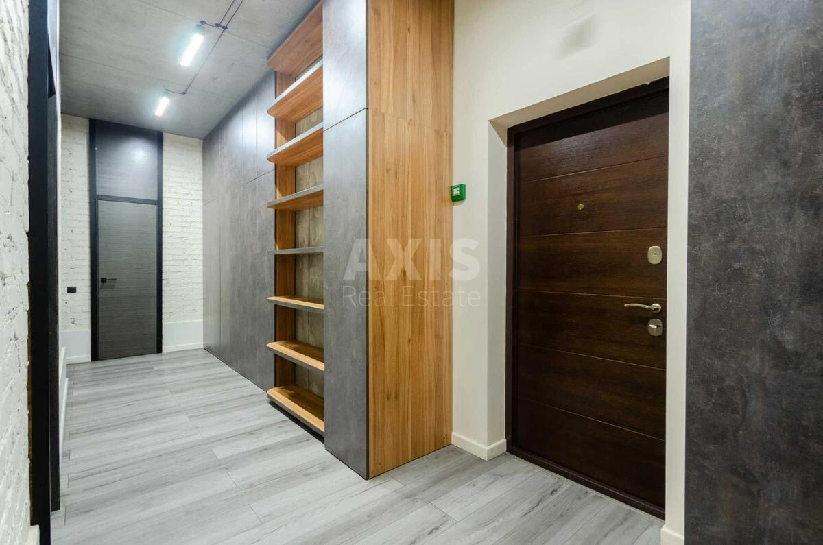 Офис ул. Джона Маккейна 26, 92м2717006