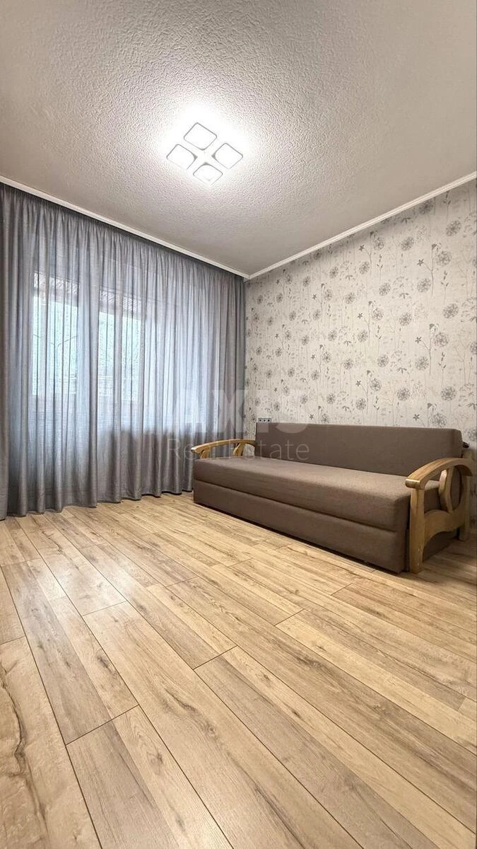 2к квартира ул. Хмельницкая 10700873
