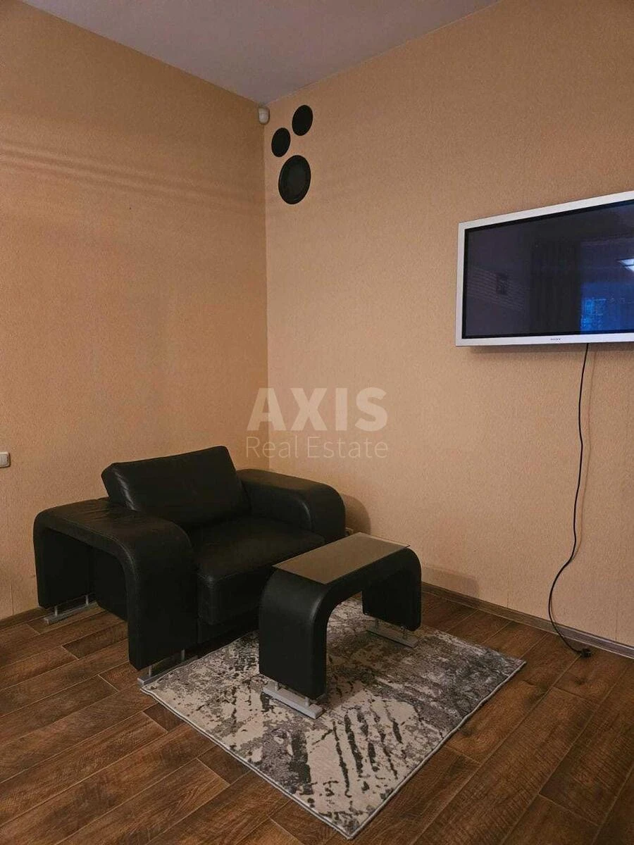 5k apartment vul. Ljuterans'ka 13715464