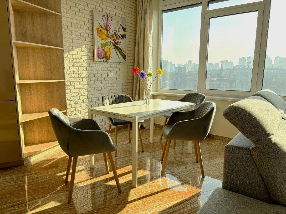 3k apartment pr-t Berestejskij 11633094