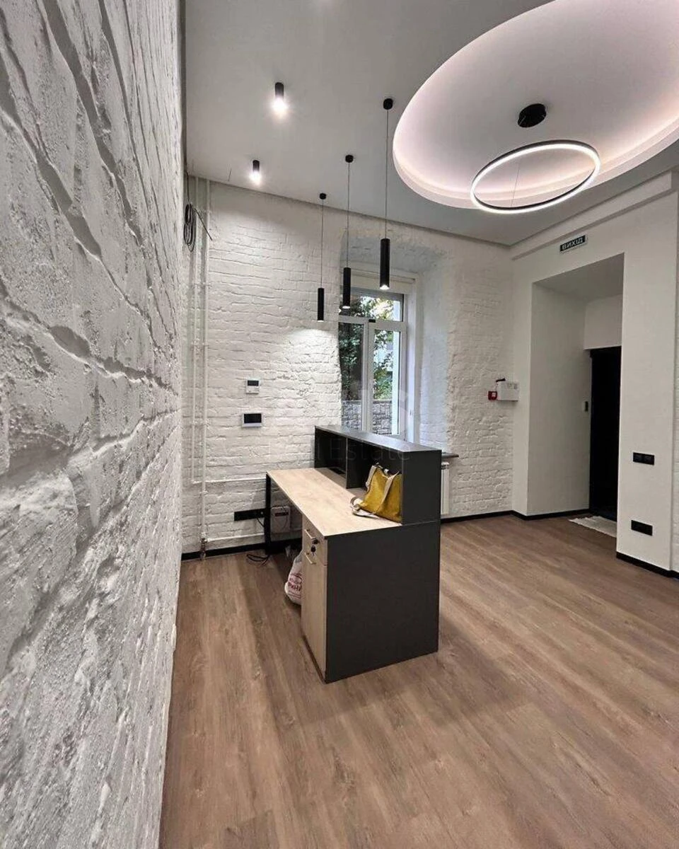 Офис ул. Богдана Ступки 3, 77м2690895