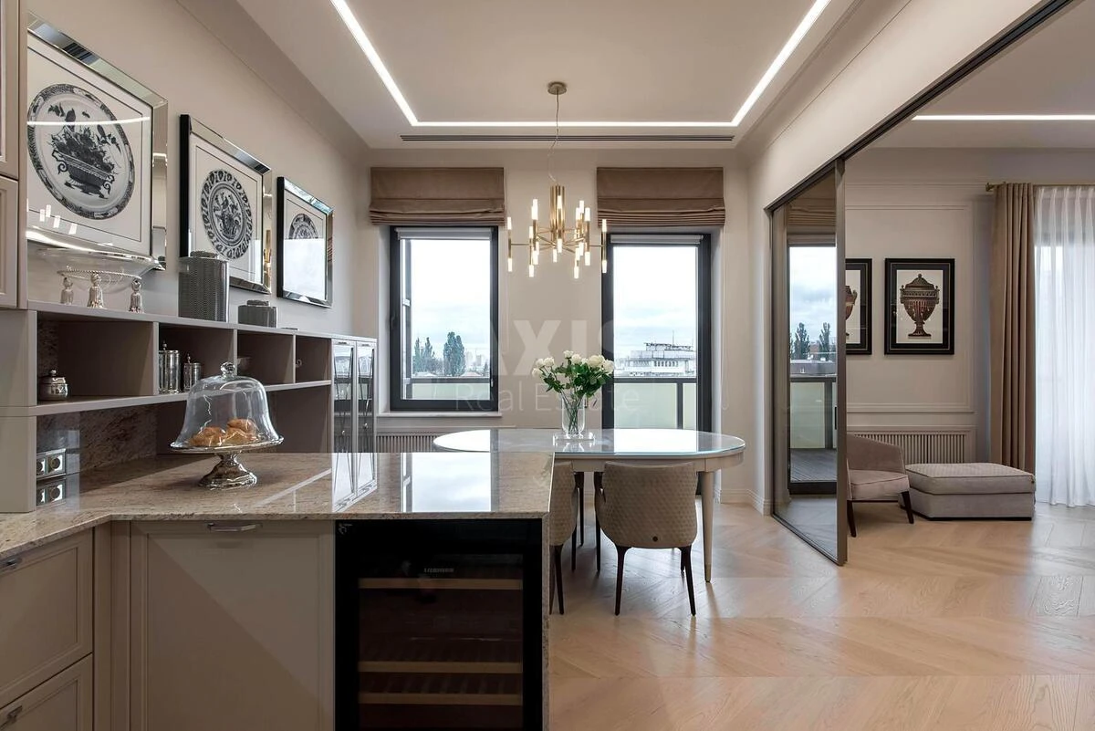 4k apartment vul. Glazunova 13677435