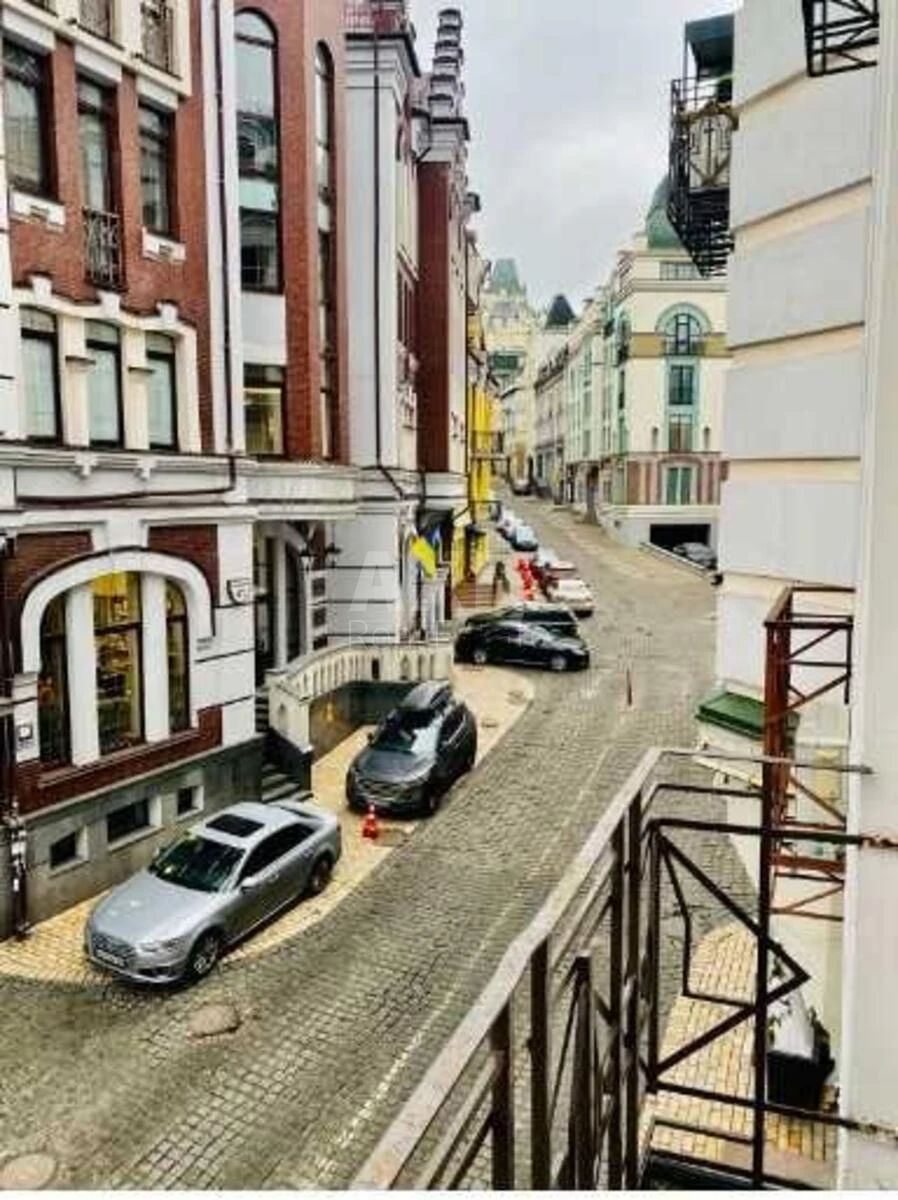 Office vul. Vozdvyzhens'ka 48, 70m26444918