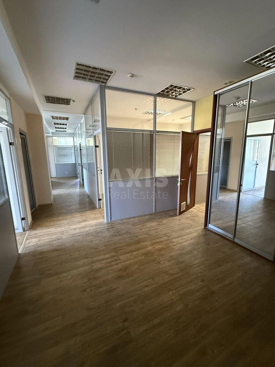 Офис ул. Лыбедская 5/14, 165м26623610