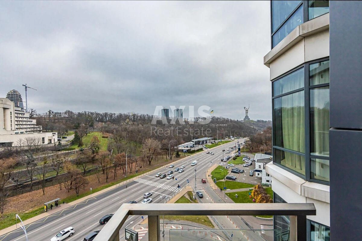 4k apartment vul. Strutyns'kogo Sergija 26401715