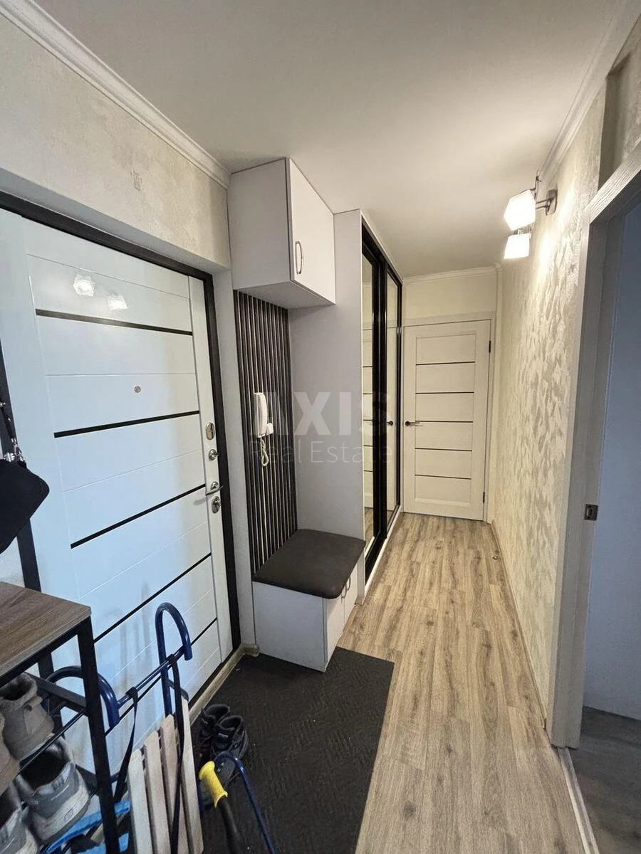 2к квартира ул. Вахтанга Кикабидзе 15А696563