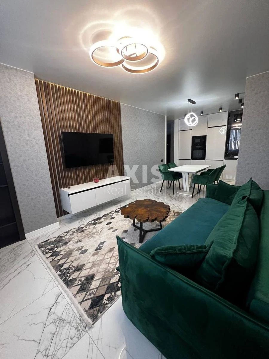 2k apartment vul. Sverstjuka Jevgena 4411520