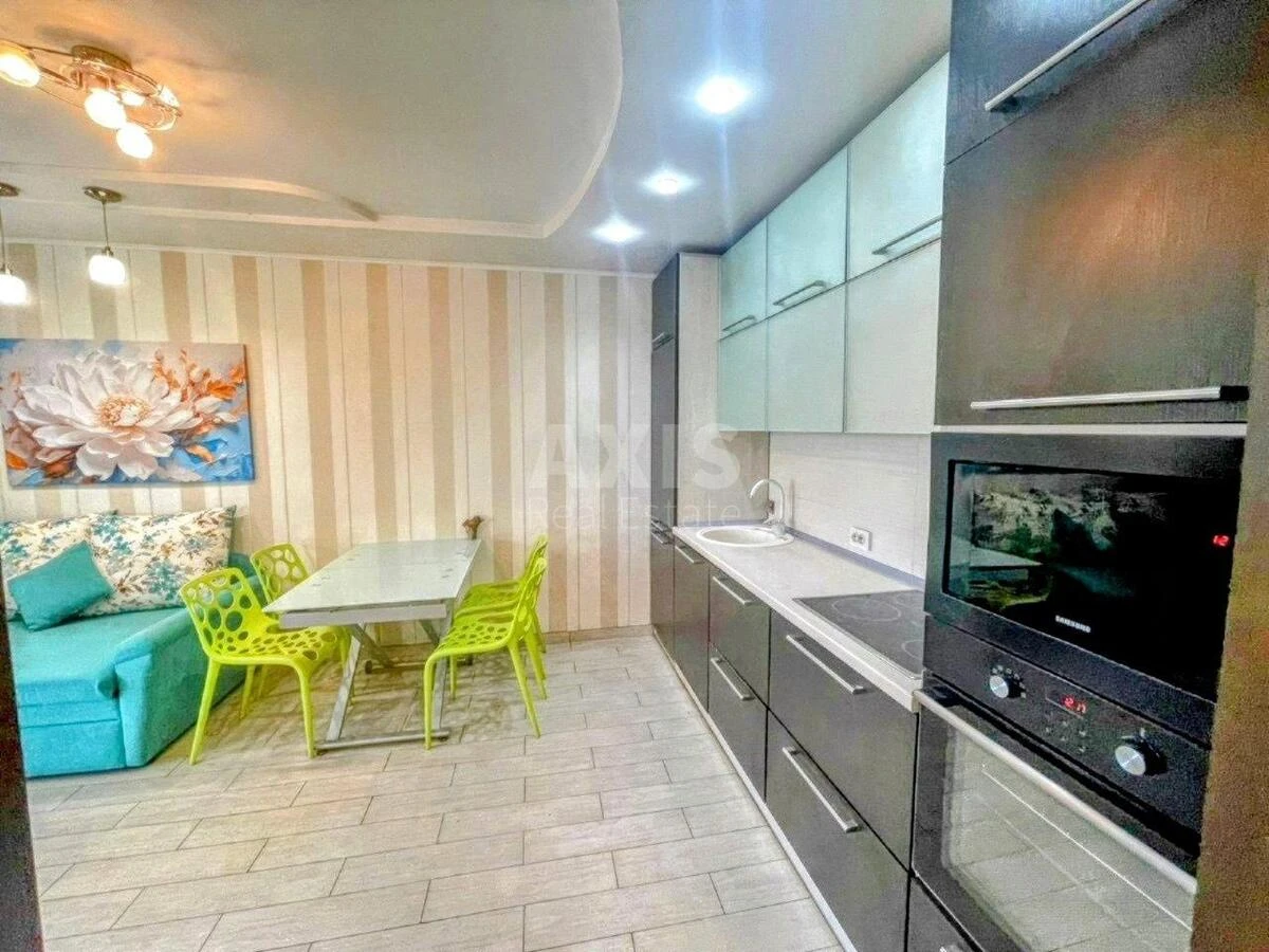 3к квартира ул. Карпатская 1268283