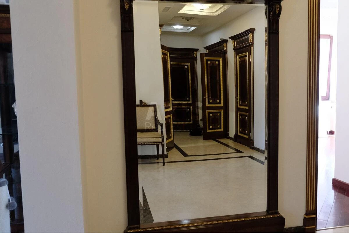 4k apartment vul. Zhyljans'ka 30А6558017