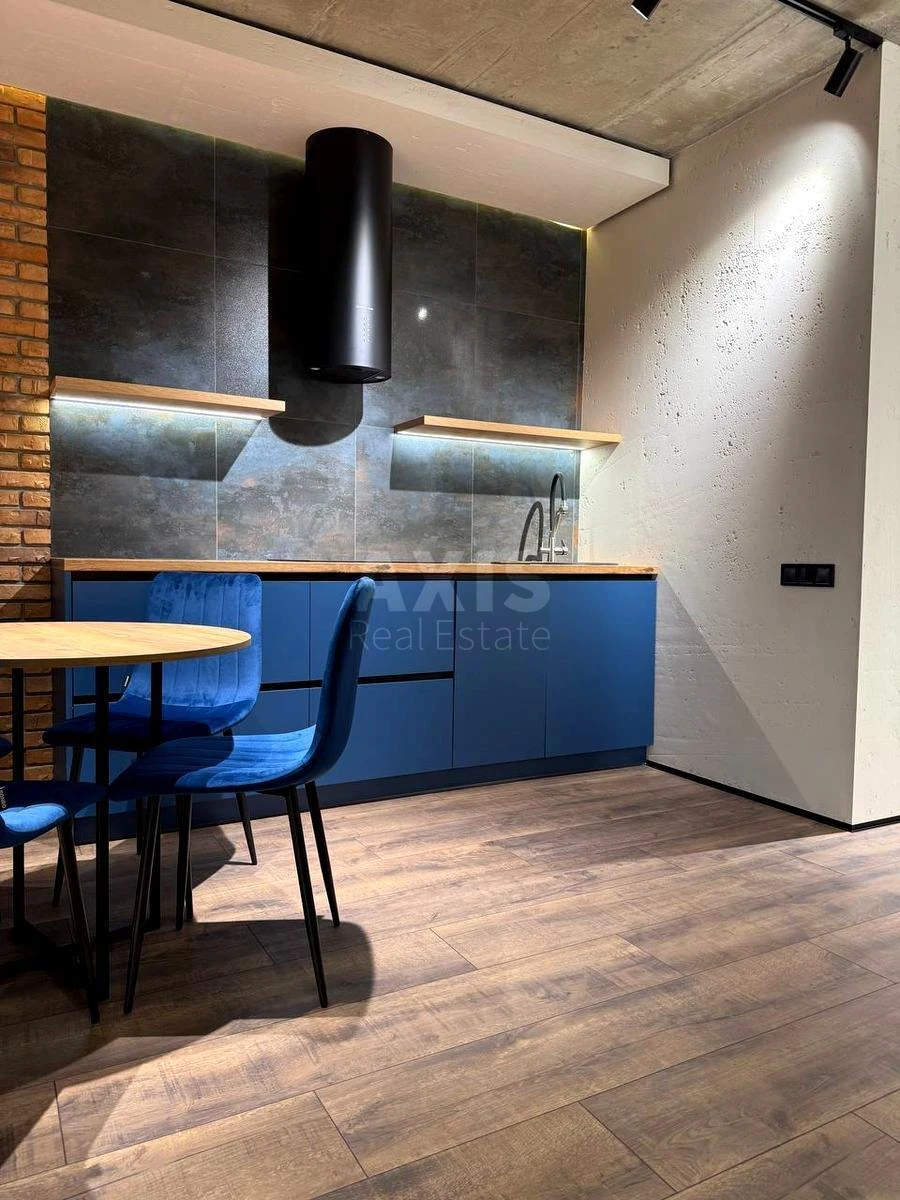 2k apartment nab. Dniprovs'ka 15Е689885