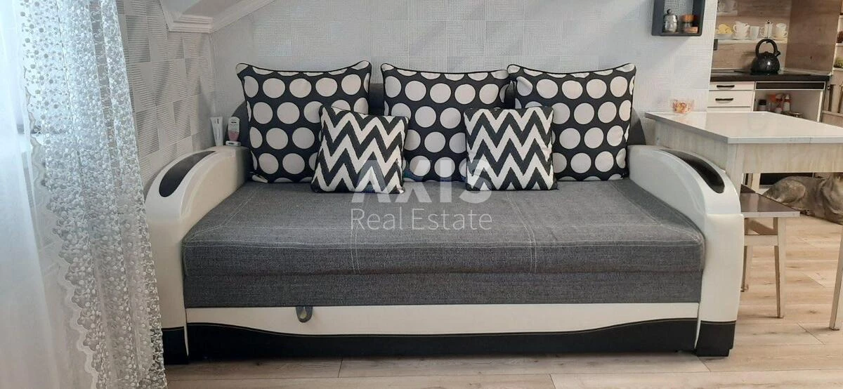 1k apartment prov. Mykoly Buracheka 4661354